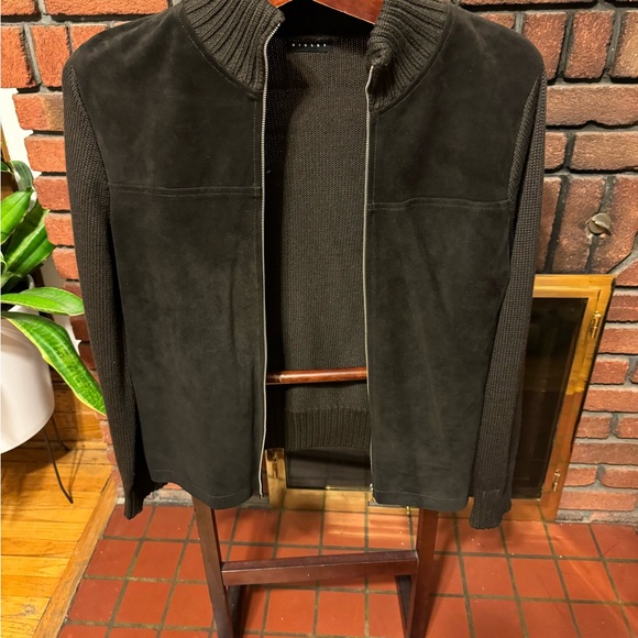 Sisley Italy leather jacket in like new condition size M - Picture 3 of 12